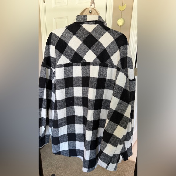 SHEIN Plaid Flannel Shacket - Picture 3 of 4